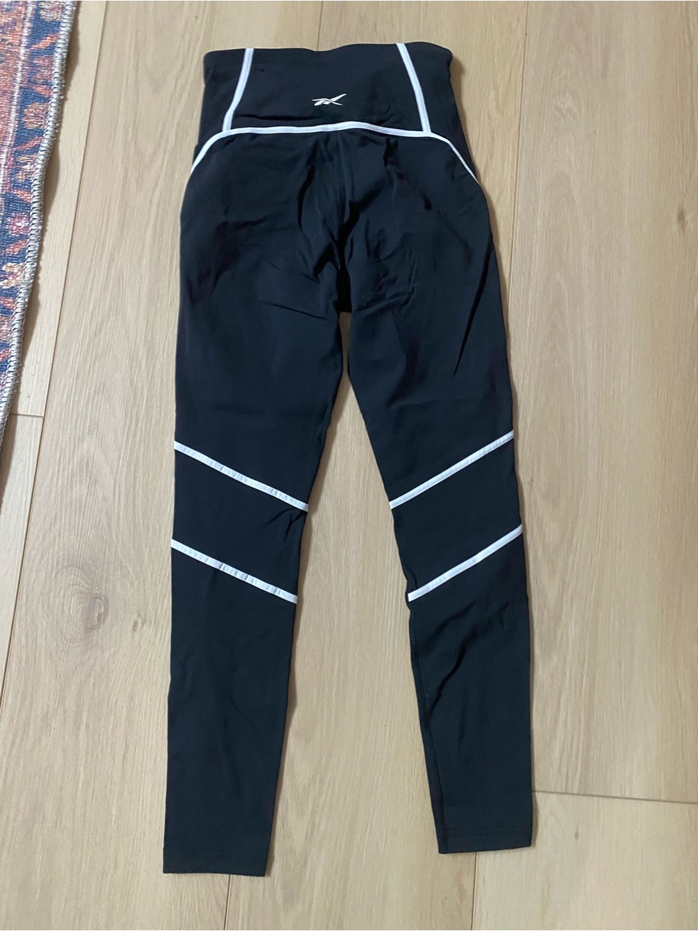 Reebok Black Leggings with White Contrast Piping - Picture 3 of 3